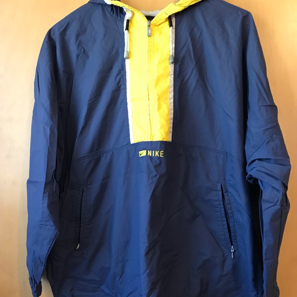 Nike windbreaker